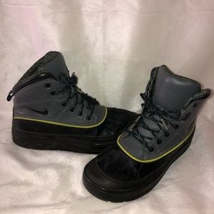 Nike acg boots big boys 6.5